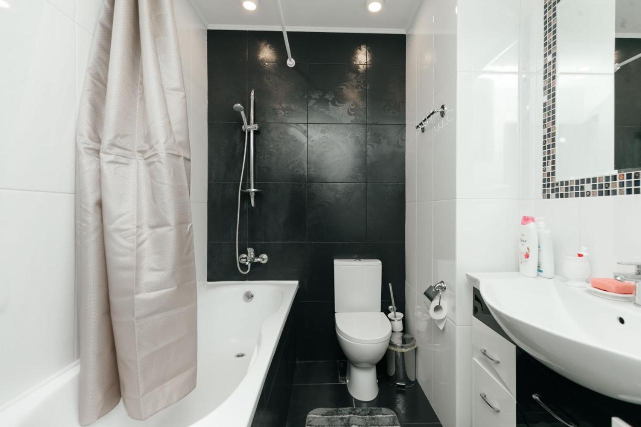 צ'יסינאו City Center Lev Tolstoi Residence מראה חיצוני תמונה